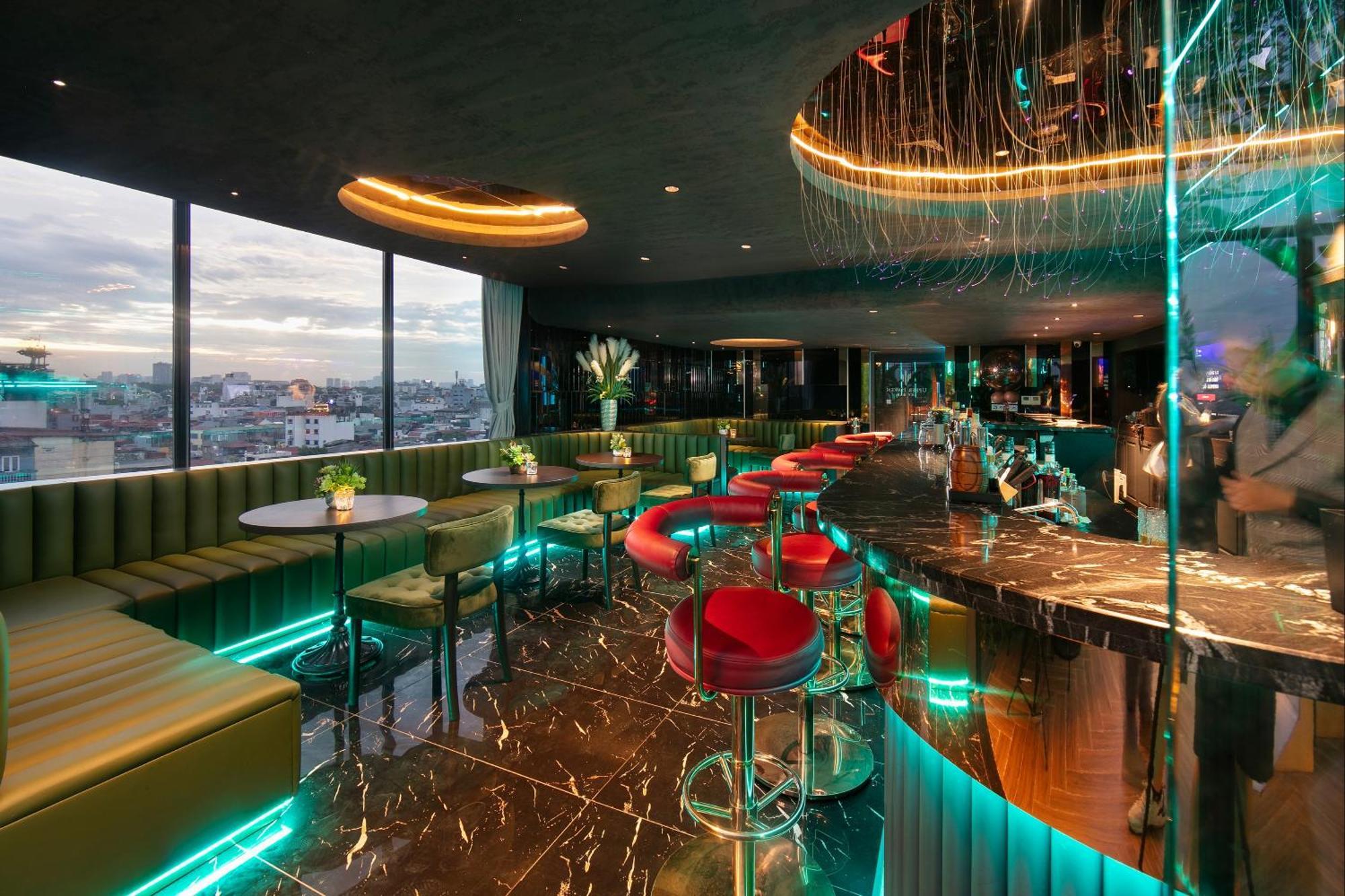 May De Ville Crown Hotel Hanói Exterior foto Sky Bar